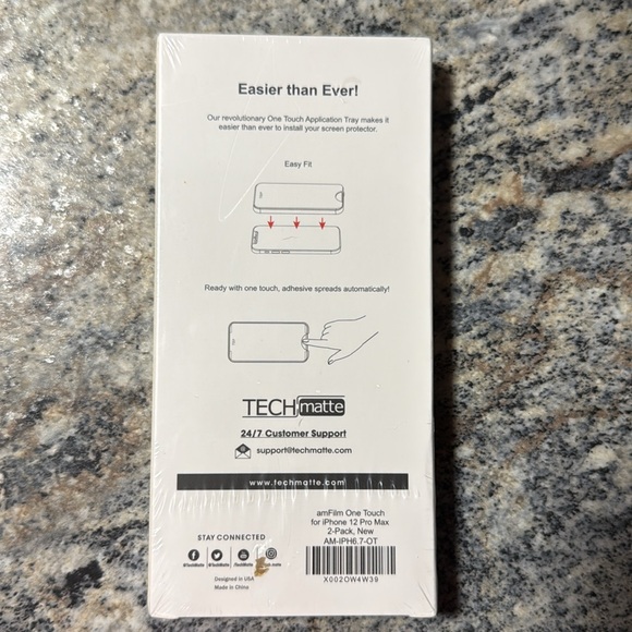 iPhone 12 Pro Max Screen Protector - Picture 3 of 4